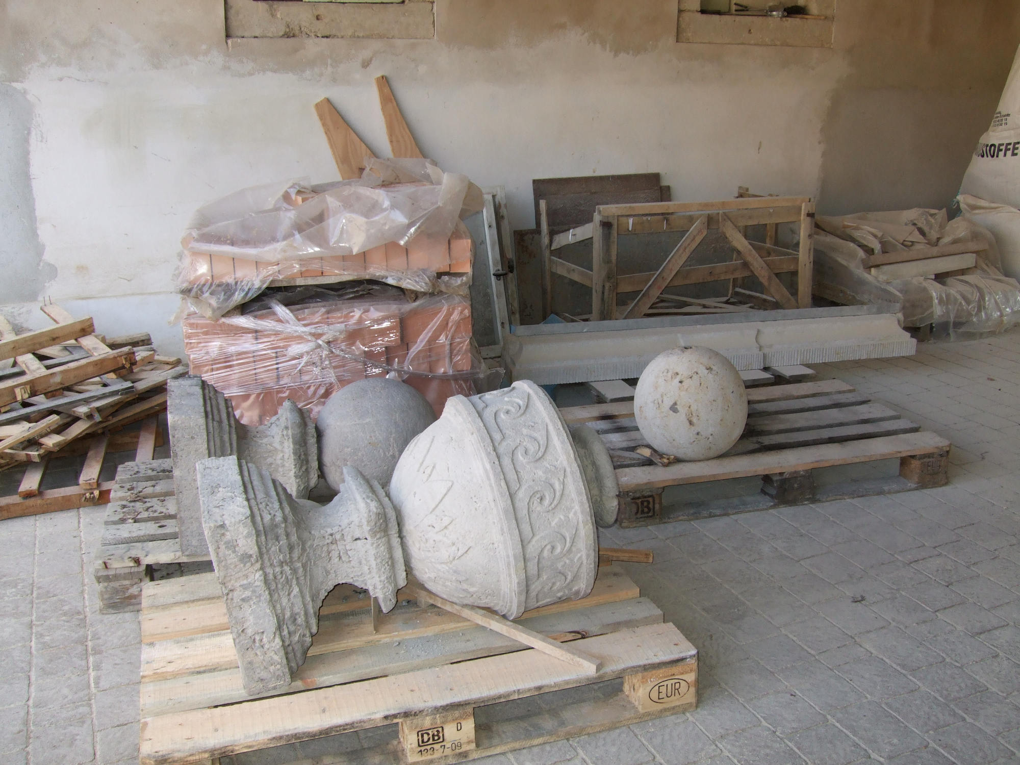 Restaurierung eines Torbogens in Wachtnitz Aufarbeitung